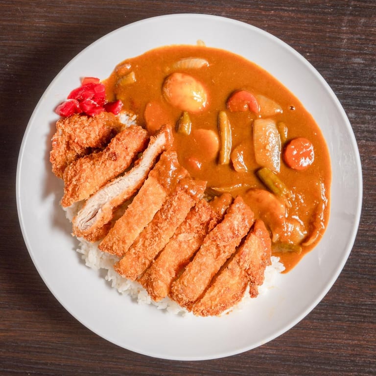 Delicious Asian Flavors: Curry, Ramen, and More